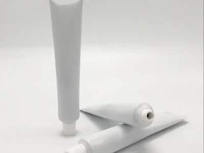 High-quality custom squeezable toothpaste tubes from leading manufacturers in various sizes and materials including recyclable HDPE and laminated options for private label brands
