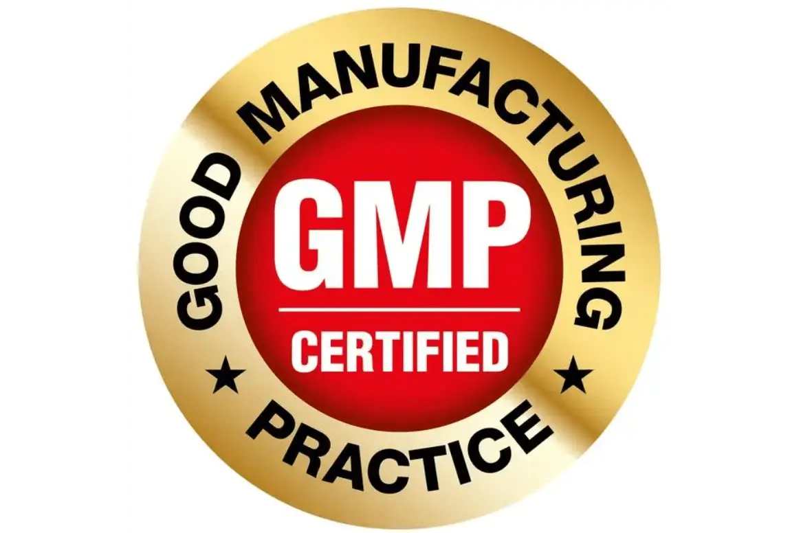 Private label dentifricio tubi di essere riempiti e confezionato in una certificazione GMP fabbrica ambiente della stanza pulita