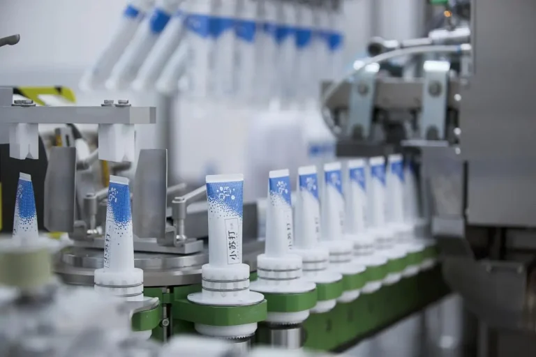 OEM vs ODM toothpaste comparison chart 2026 showing cost, speed, customization, and best use cases for private label toothpaste manufacturing