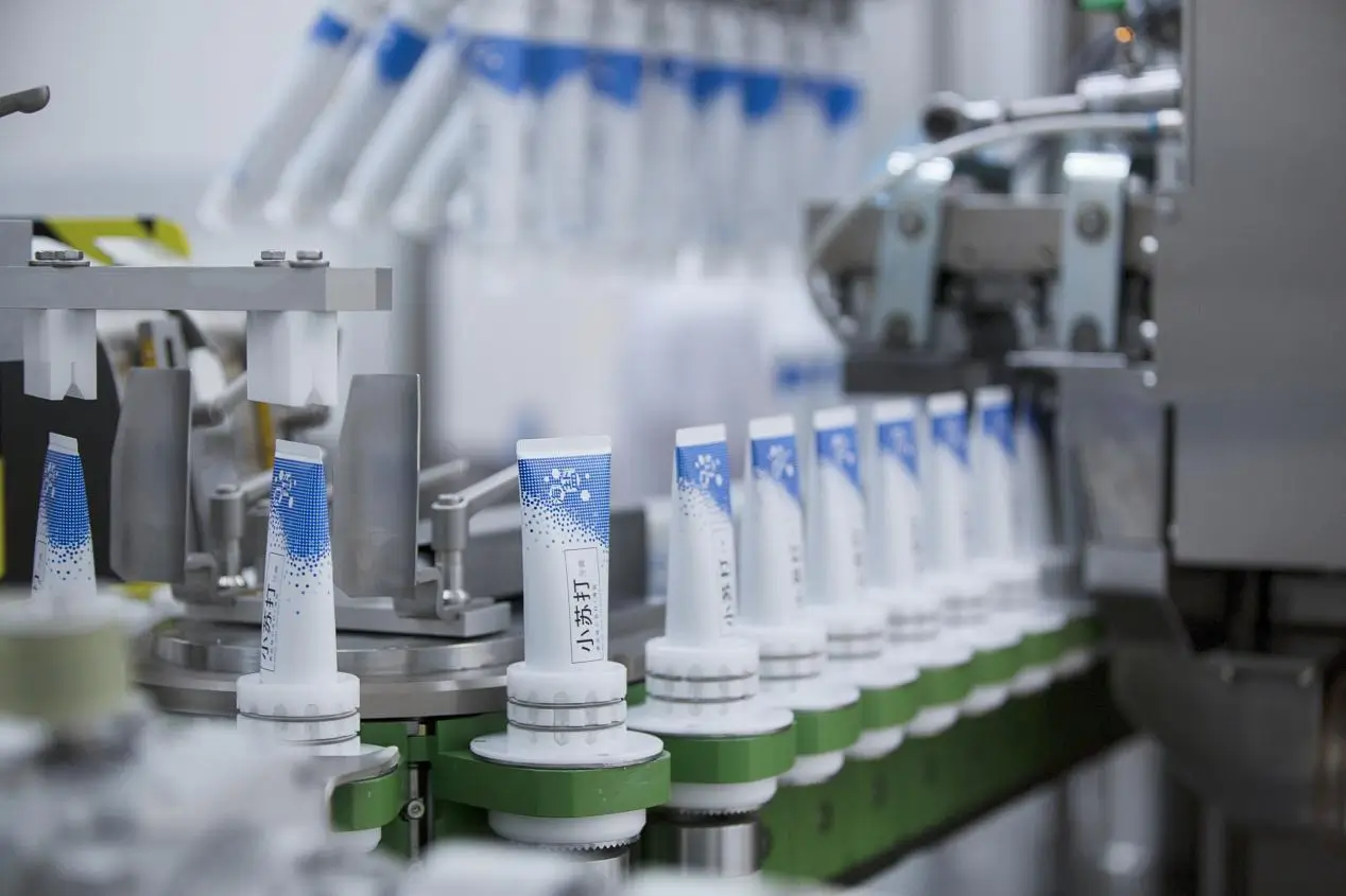 OEM vs ODM toothpaste comparison chart 2026 showing cost, speed, customization, and best use cases for private label toothpaste manufacturing