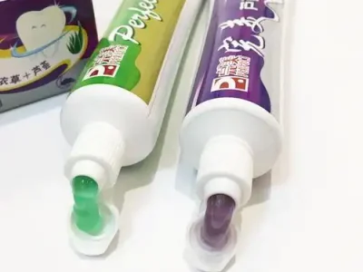 High-quality private label herbal toothpaste sachets from trusted OEM factories. Natural aloe vera, mint & Ayurvedic formulas. Perfect for hotels, e-commerce & brands. Competitive MOQ & fast delivery.