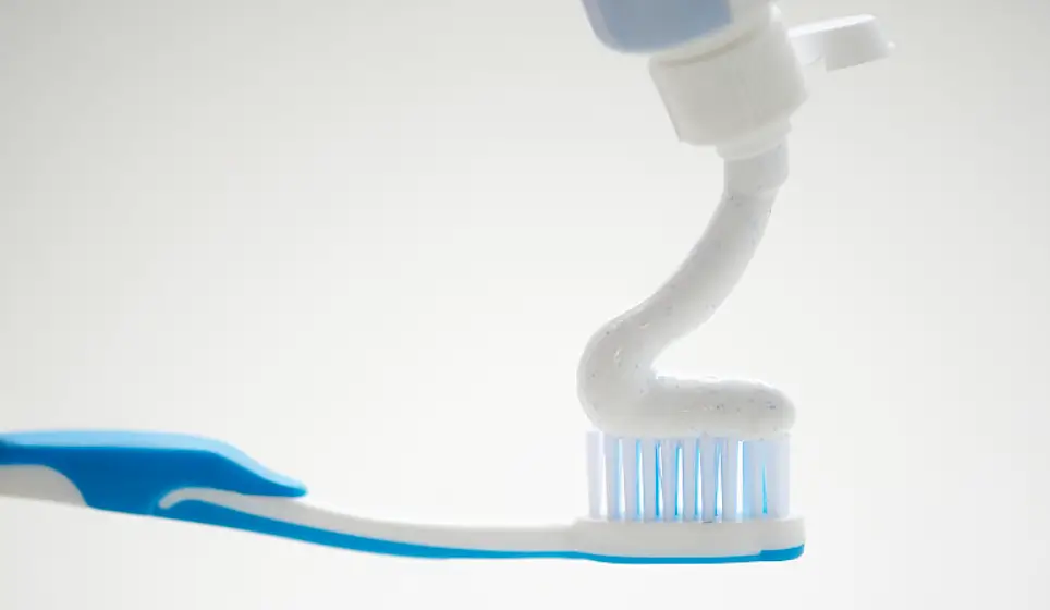 Toothpaste active agents and ingredients